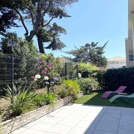 Apartment T3 En Rez-de-jardin Avec Wi-fi Et Parking - Plages Et Commerces A 900m - Terrasse Et Jardin Privatif - Fr-1-316-271 *